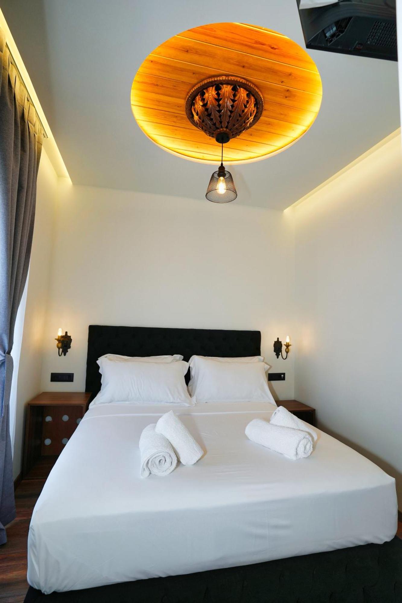 Boutique Hotel Empire Of Martin จีโรคาสเตอร์ ภายนอก รูปภาพ
