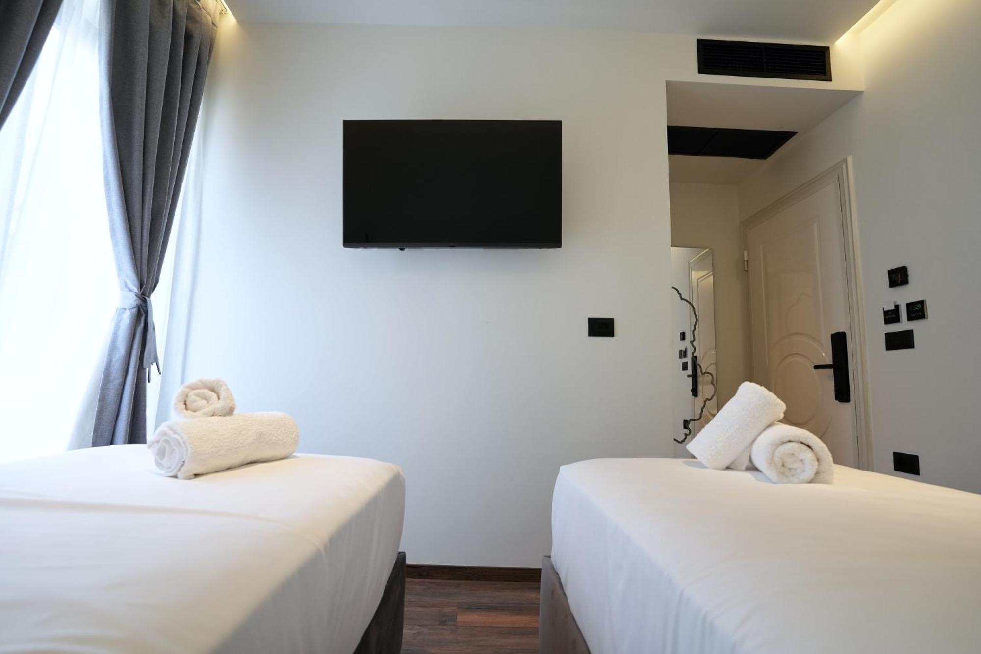 Boutique Hotel Empire Of Martin จีโรคาสเตอร์ ภายนอก รูปภาพ