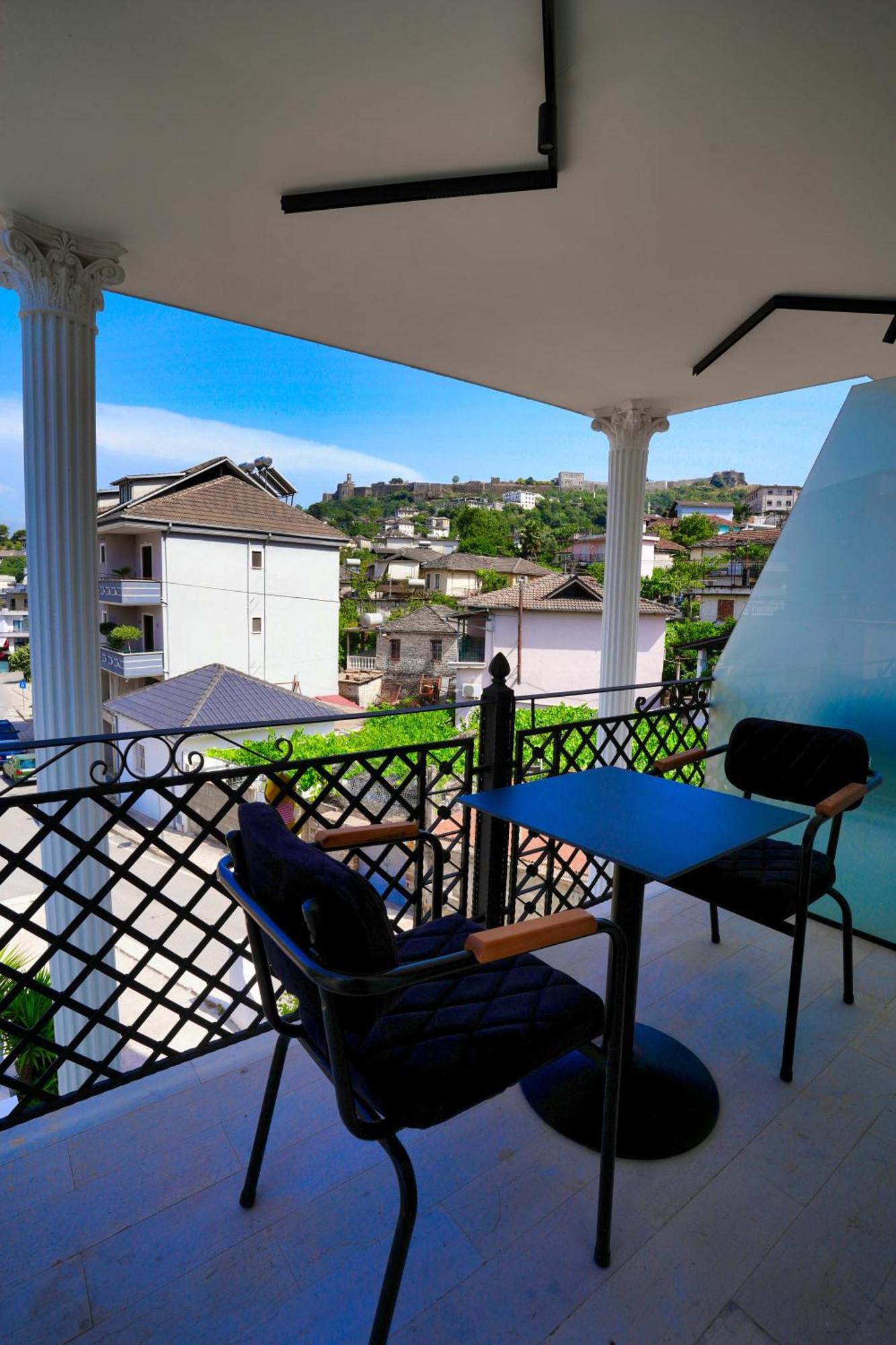 Boutique Hotel Empire Of Martin จีโรคาสเตอร์ ภายนอก รูปภาพ