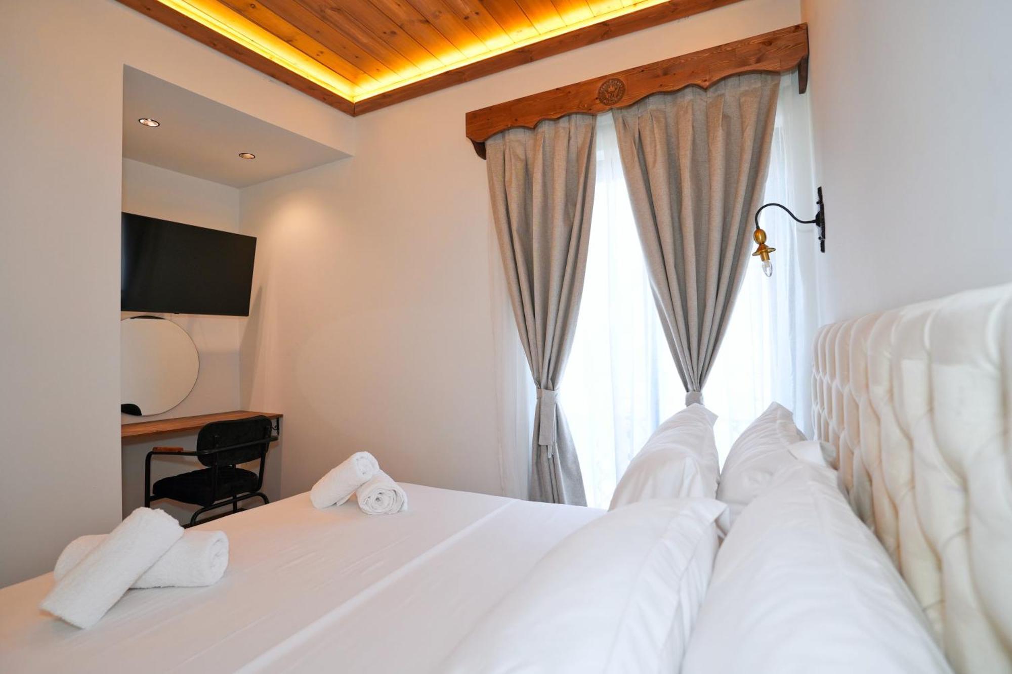 Boutique Hotel Empire Of Martin จีโรคาสเตอร์ ภายนอก รูปภาพ