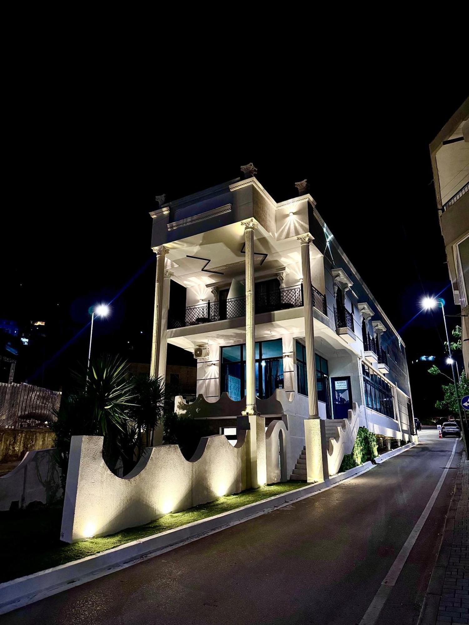 Boutique Hotel Empire Of Martin จีโรคาสเตอร์ ภายนอก รูปภาพ